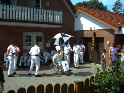 8.jpg (46489 Byte)