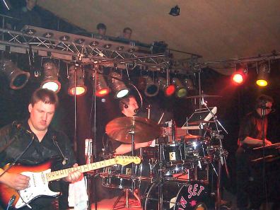 bandnah.jpg (29494 Byte)