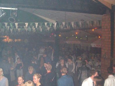 garten.jpg (18473 Byte)