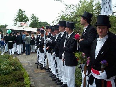 ehren1.jpg (36510 Byte)