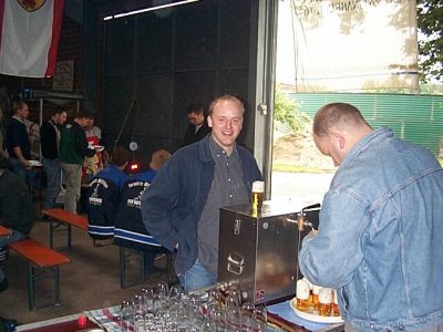 theke.jpg (30208 Byte)