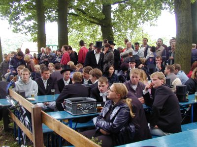 vogelstange3.jpg (41277 Byte)